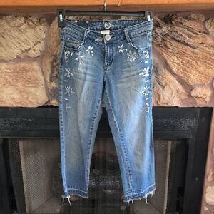 Embroidered Floral Ankle Jeans